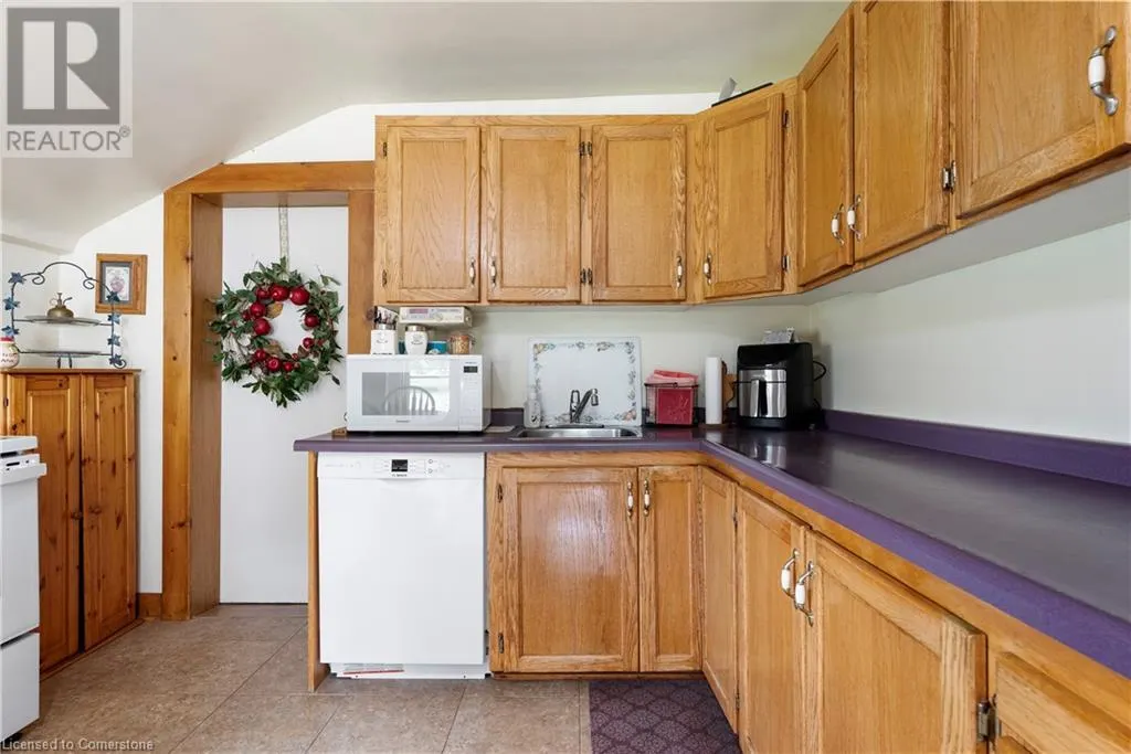 5400 NORTH SERVICE Road