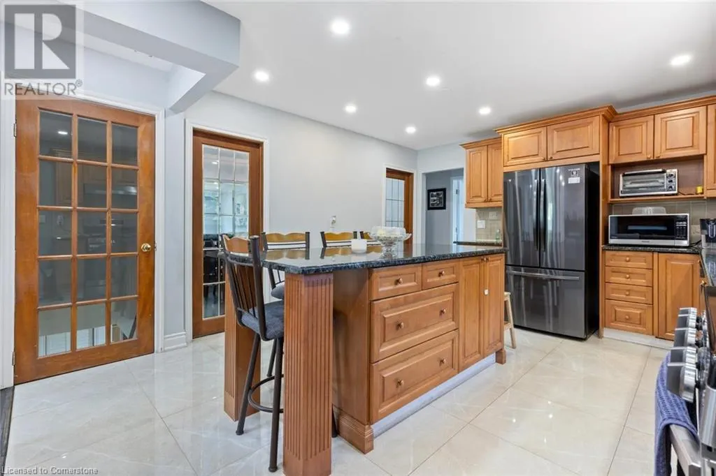 15 LOCKTON Crescent