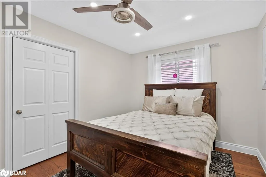 6 SUNDEW Drive