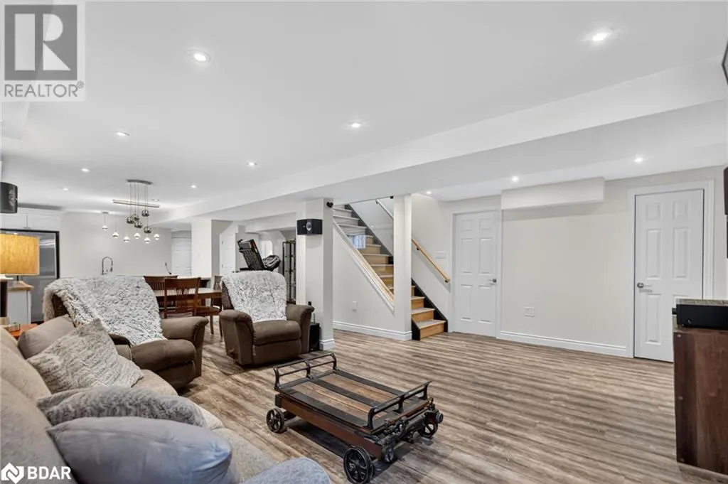 6 SUNDEW Drive