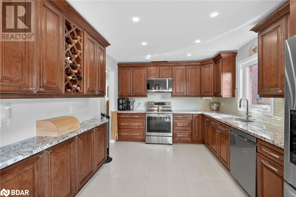 6 SUNDEW Drive