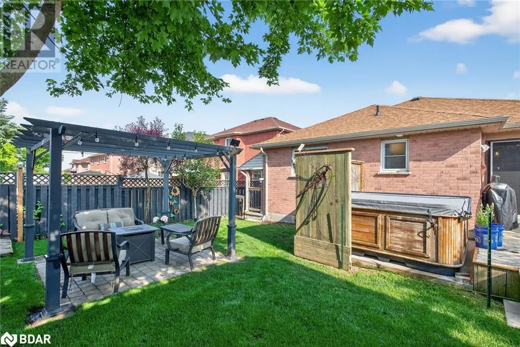 6 SUNDEW Drive