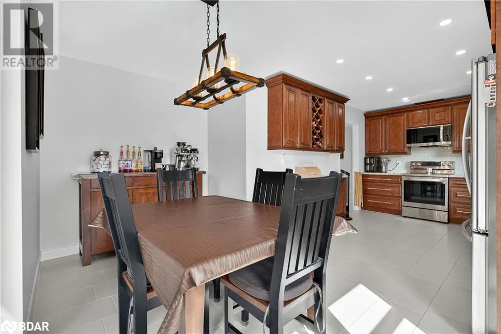 6 SUNDEW Drive