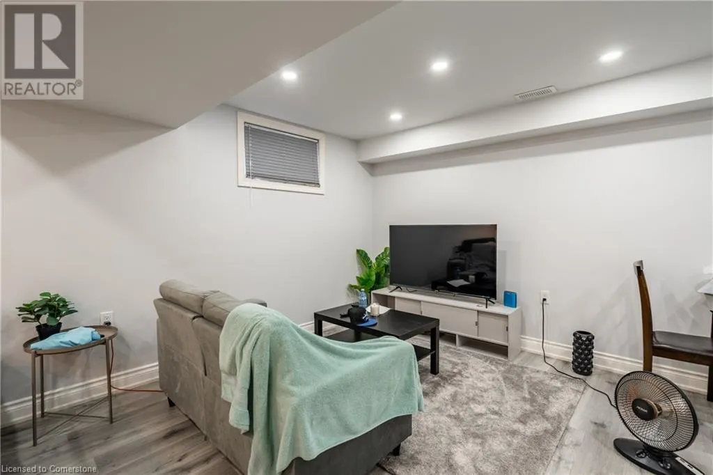 98 SHOREVIEW Place Unit# 40, #40