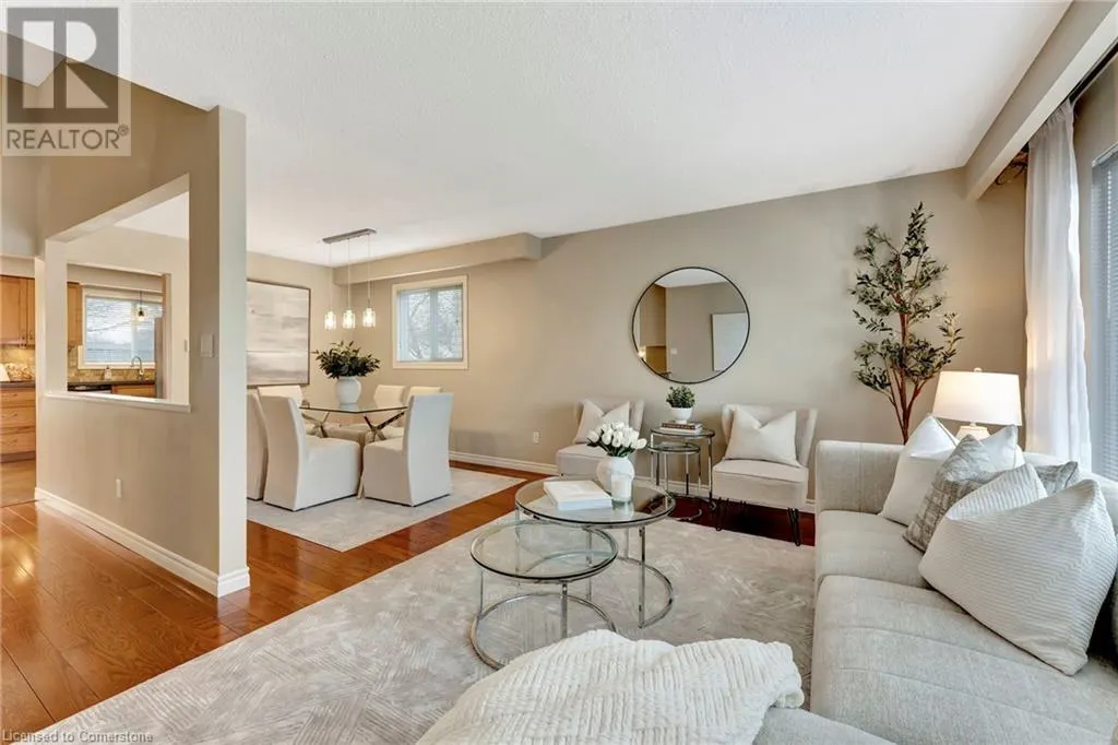 780 WOODWARD Avenue