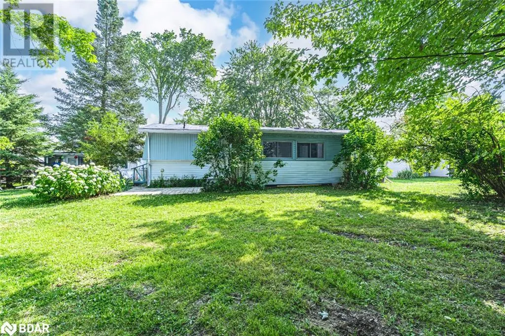 85 HAWTHORNE Drive