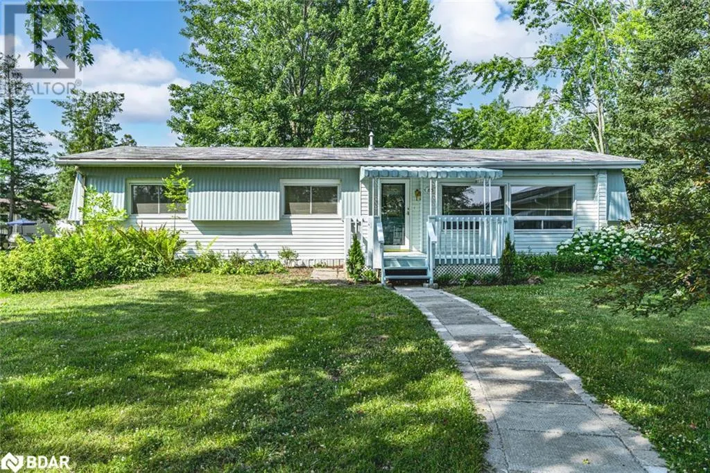 85 HAWTHORNE Drive