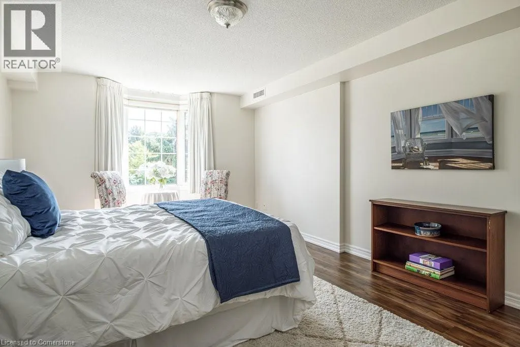 990 GOLF LINKS Road Unit# 208, #208