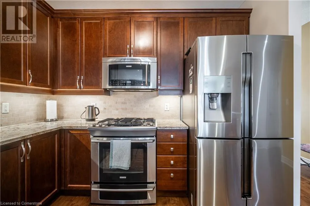 10 GREENBROOK Drive Unit# 10, #10