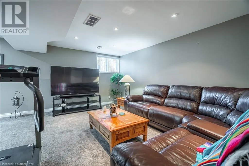 10 GREENBROOK Drive Unit# 10, #10