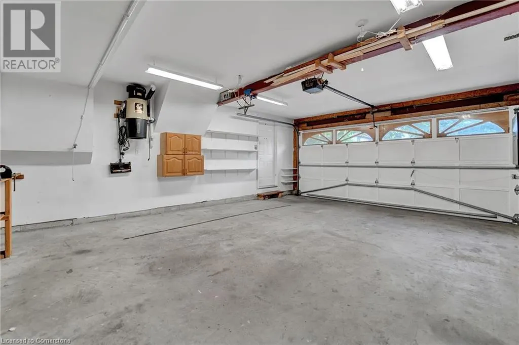 35 APPLEWOOD Drive