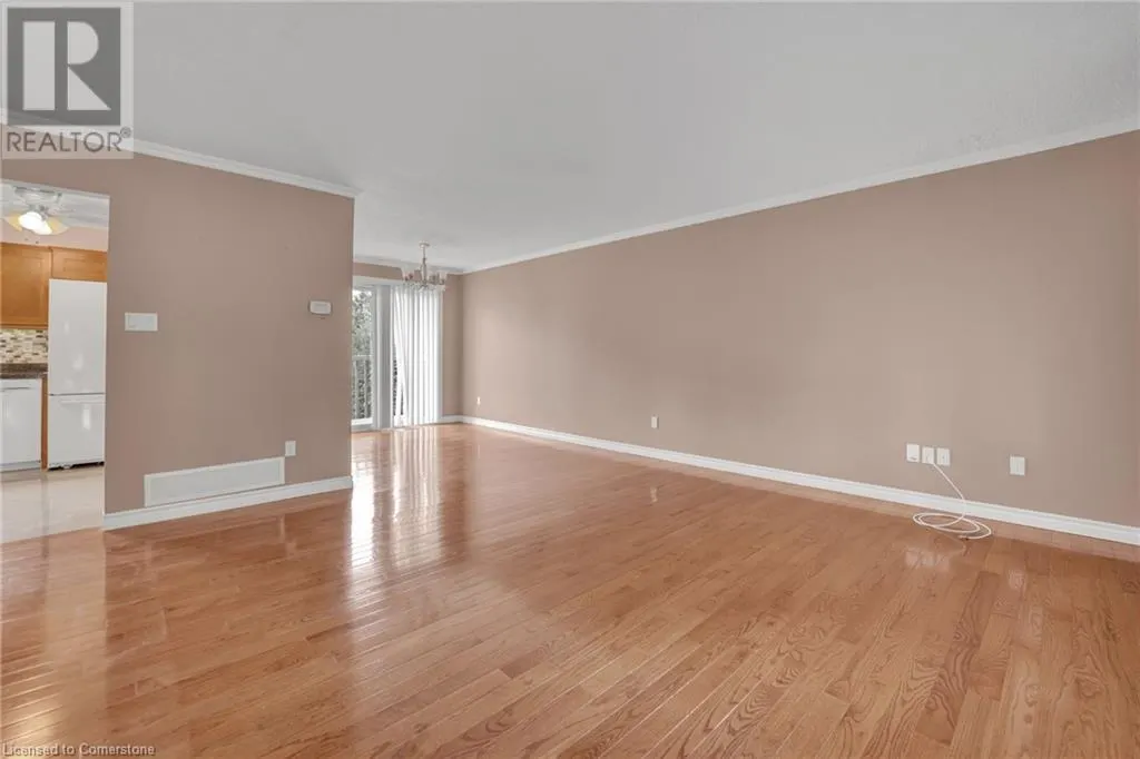 35 APPLEWOOD Drive