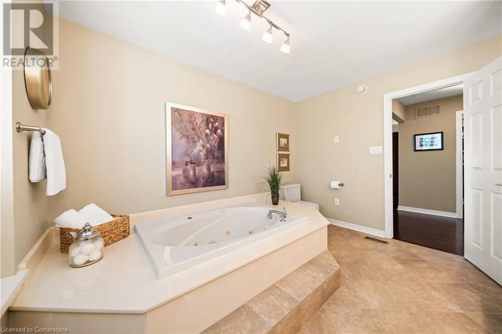 4165 STONEBRIDGE Crescent