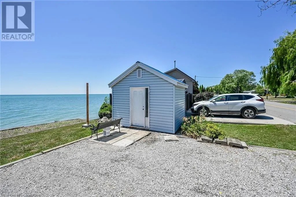 86 LAKESHORE Road