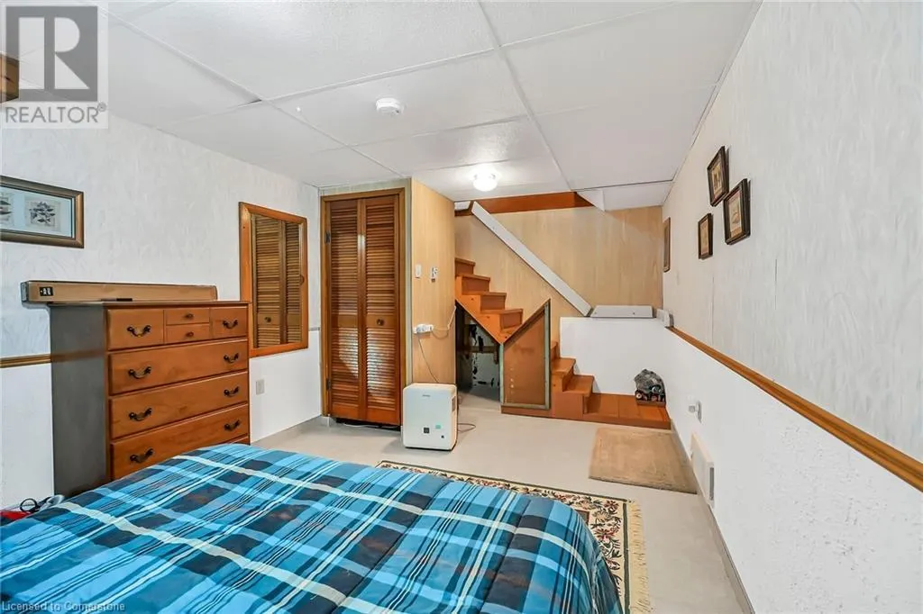 86 LAKESHORE Road