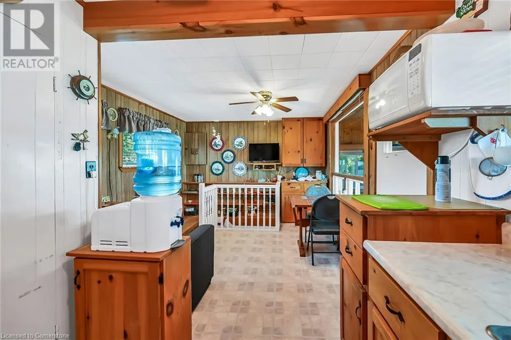 86 LAKESHORE Road