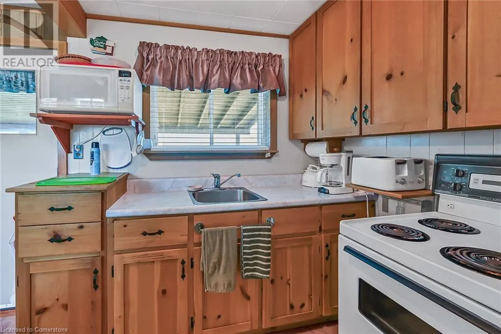 86 LAKESHORE Road