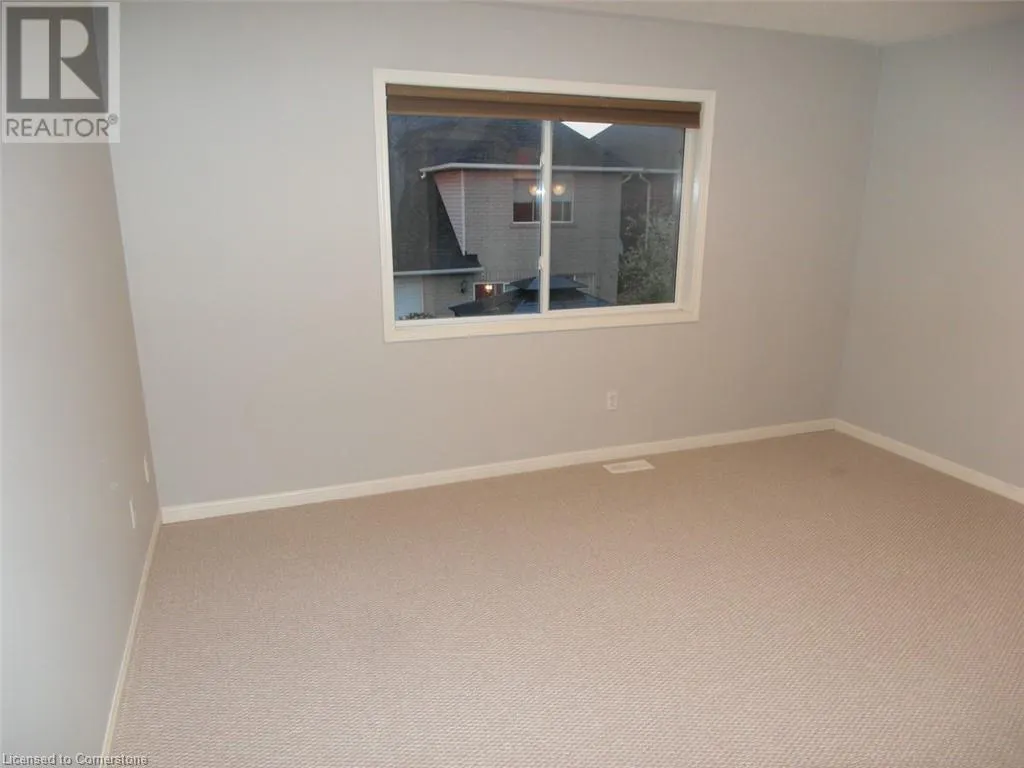 2289 DUNFOREST Crescent