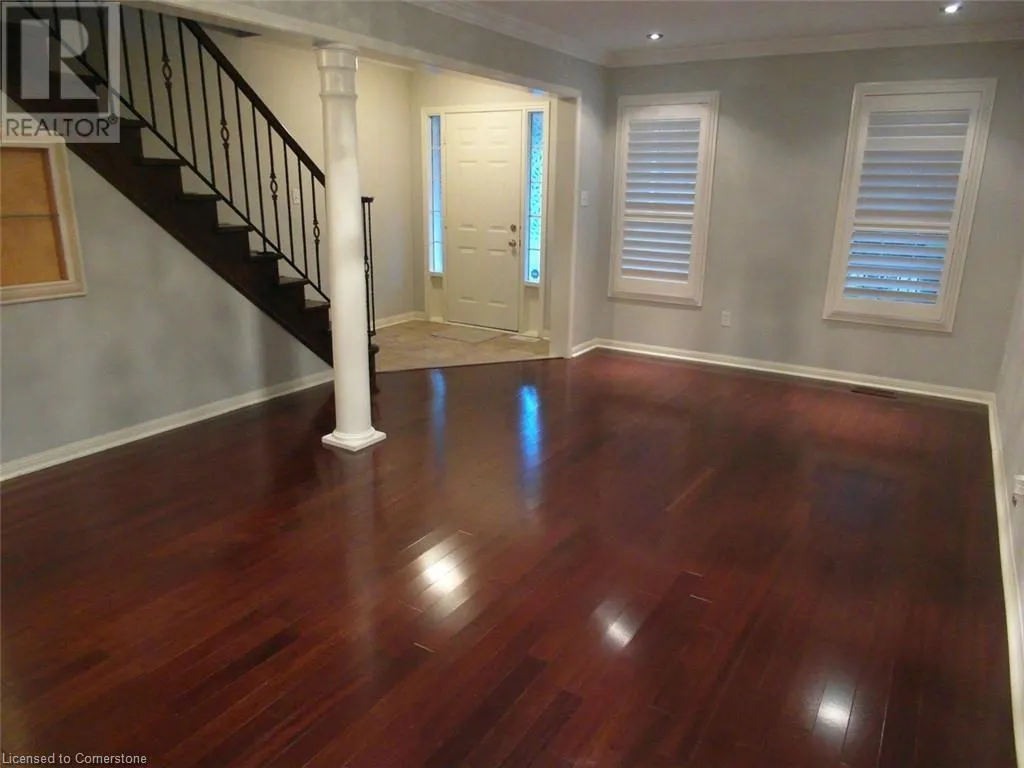 2289 DUNFOREST Crescent
