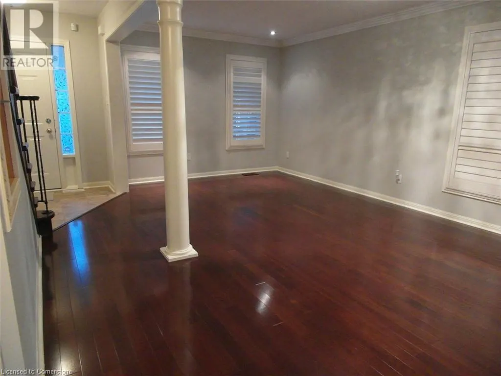 2289 DUNFOREST Crescent
