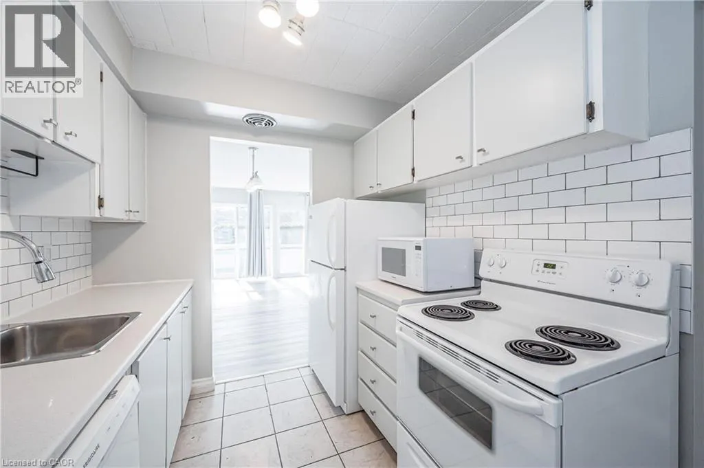 105 CONROY Crescent Unit# 102, #102