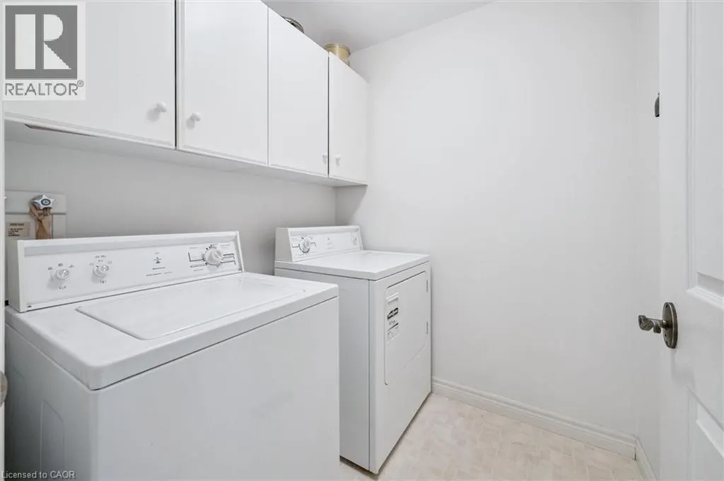 3 GARDENVIEW Court