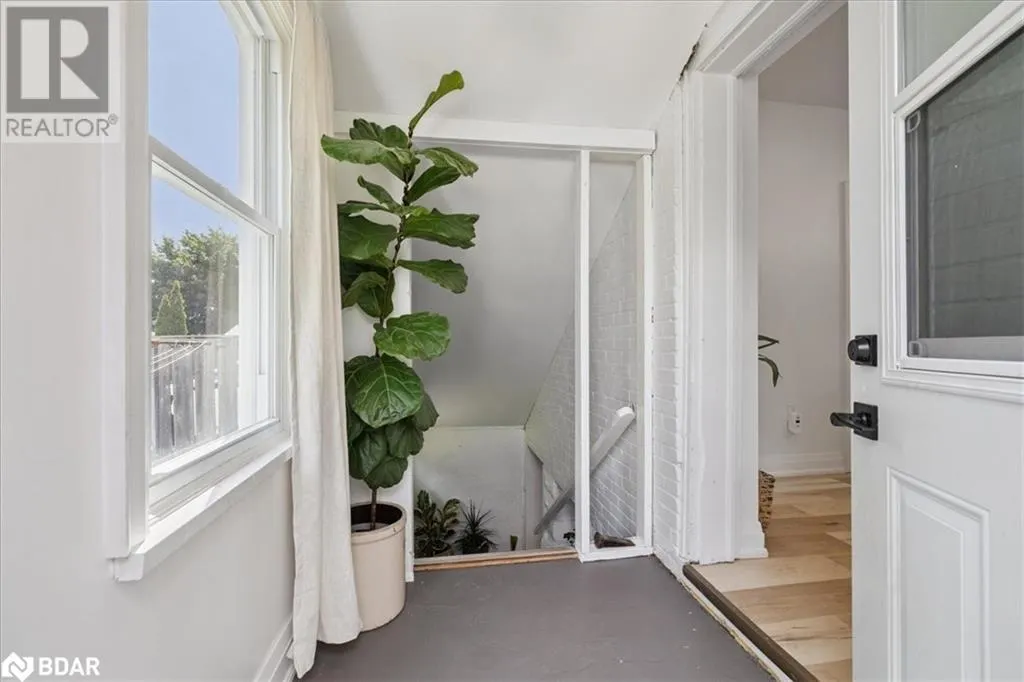 48 ABERDEEN Avenue
