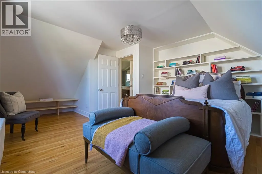 116 1ST Street N