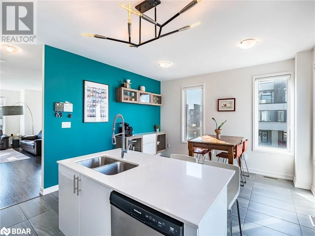 3128 MINTWOOD Circle