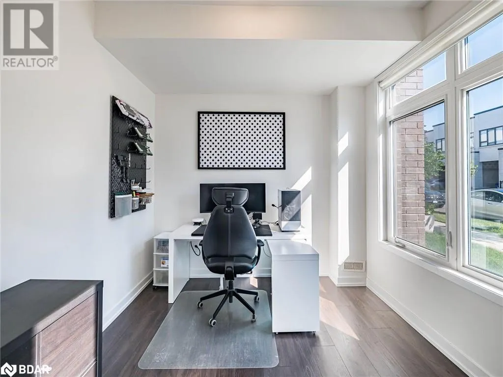 3128 MINTWOOD Circle