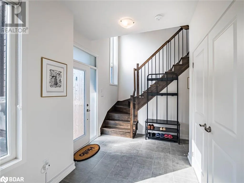 3128 MINTWOOD Circle