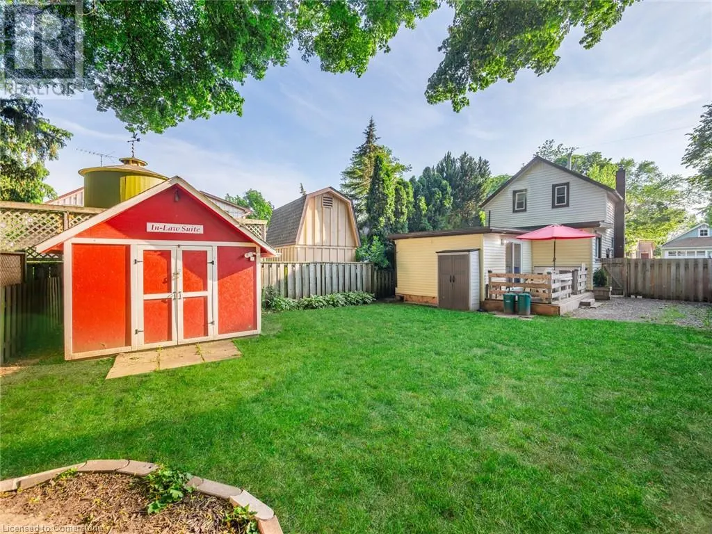 58 WOODLAND Avenue
