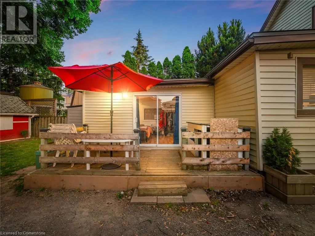 58 WOODLAND Avenue