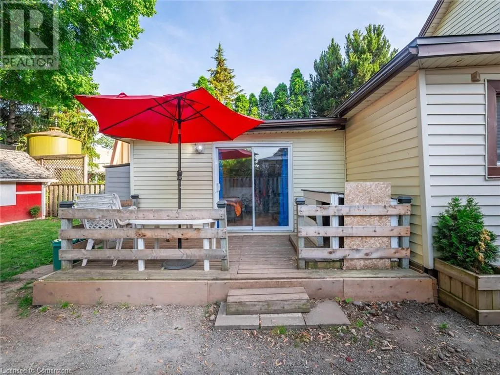 58 WOODLAND Avenue