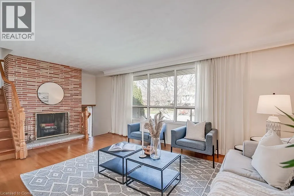 363 EAST SIDE Crescent
