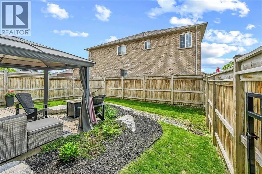 8 CHARTWELL Circle