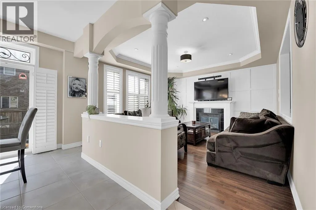 8 CHARTWELL Circle