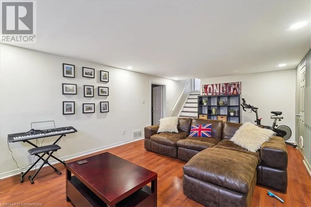 510 FENWICK Place
