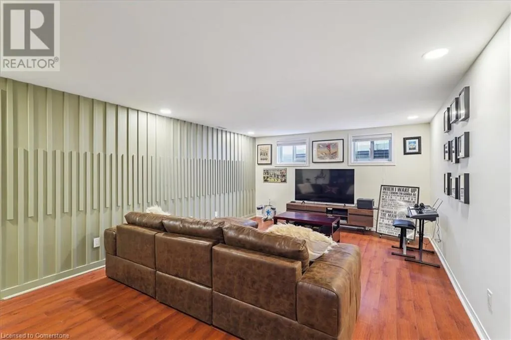 510 FENWICK Place