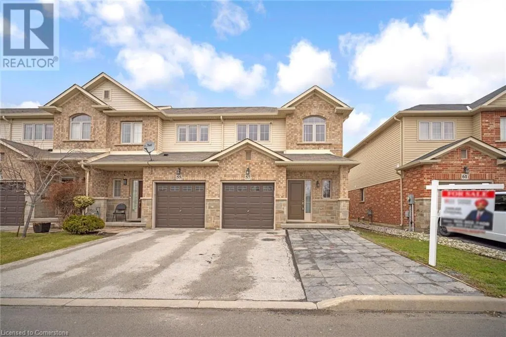 57 REDCEDAR Crescent