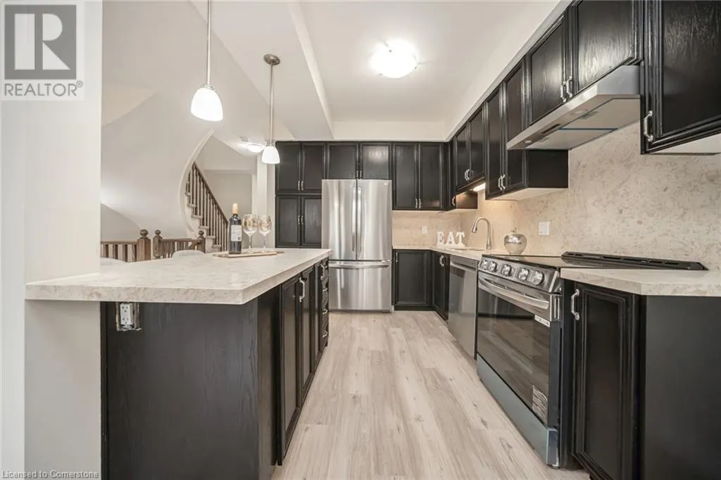 57 REDCEDAR Crescent