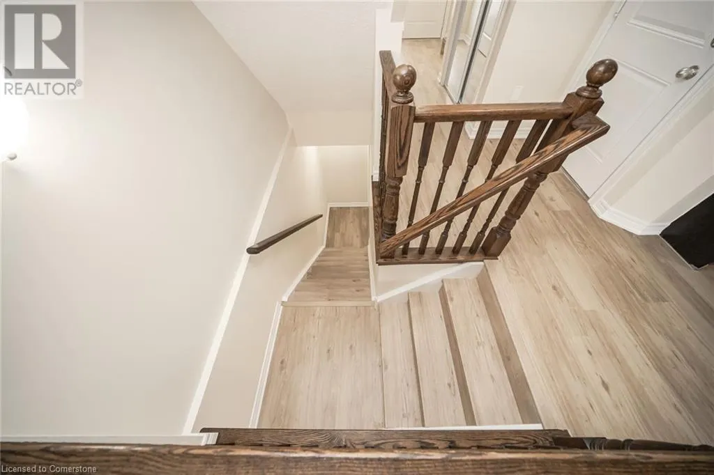 57 REDCEDAR Crescent