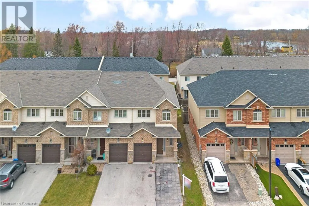 57 REDCEDAR Crescent