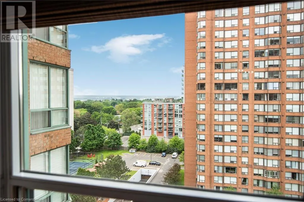 1276 MAPLE CROSSING Boulevard Unit# 1109, #1109