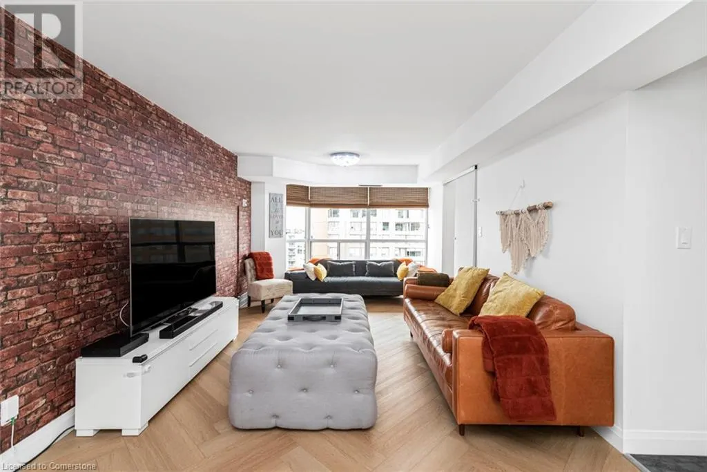 1276 MAPLE CROSSING Boulevard Unit# 1109, #1109