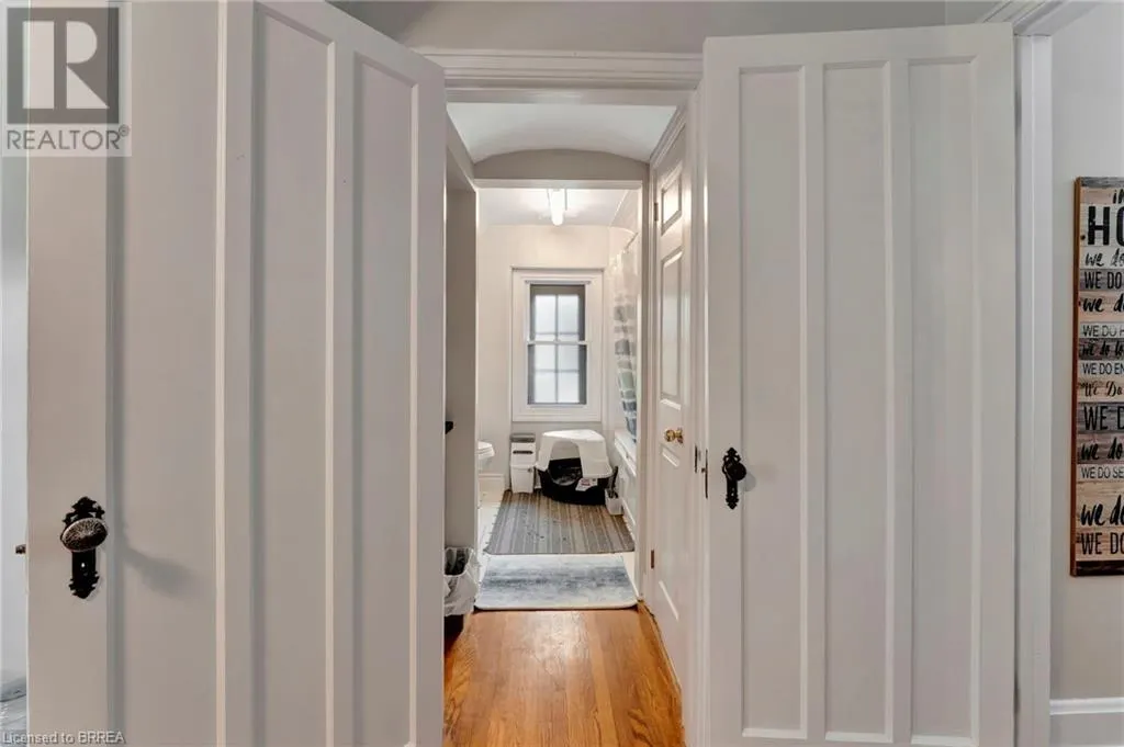 26 EVERGREEN HILL Road