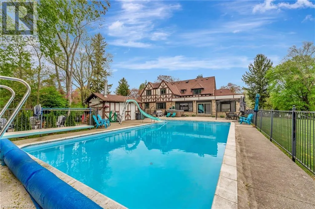 26 EVERGREEN HILL Road