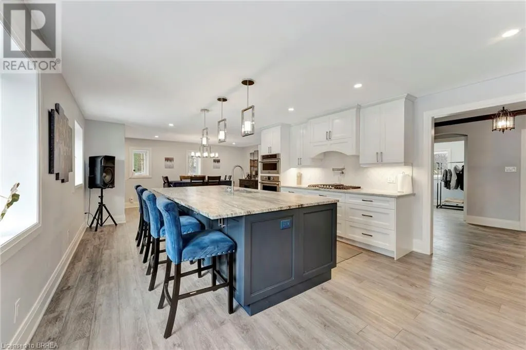 26 EVERGREEN HILL Road