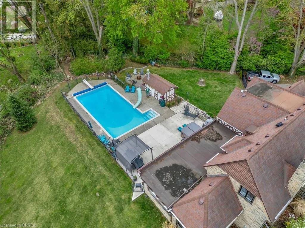 26 EVERGREEN HILL Road