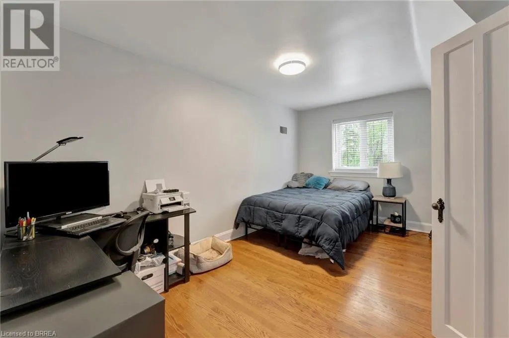 26 EVERGREEN HILL Road